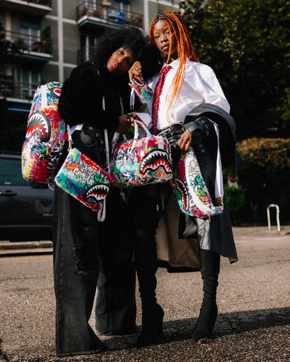 Sprayground LE MONDE DES GRAFFITIS CROSSOVER CLUTCH
