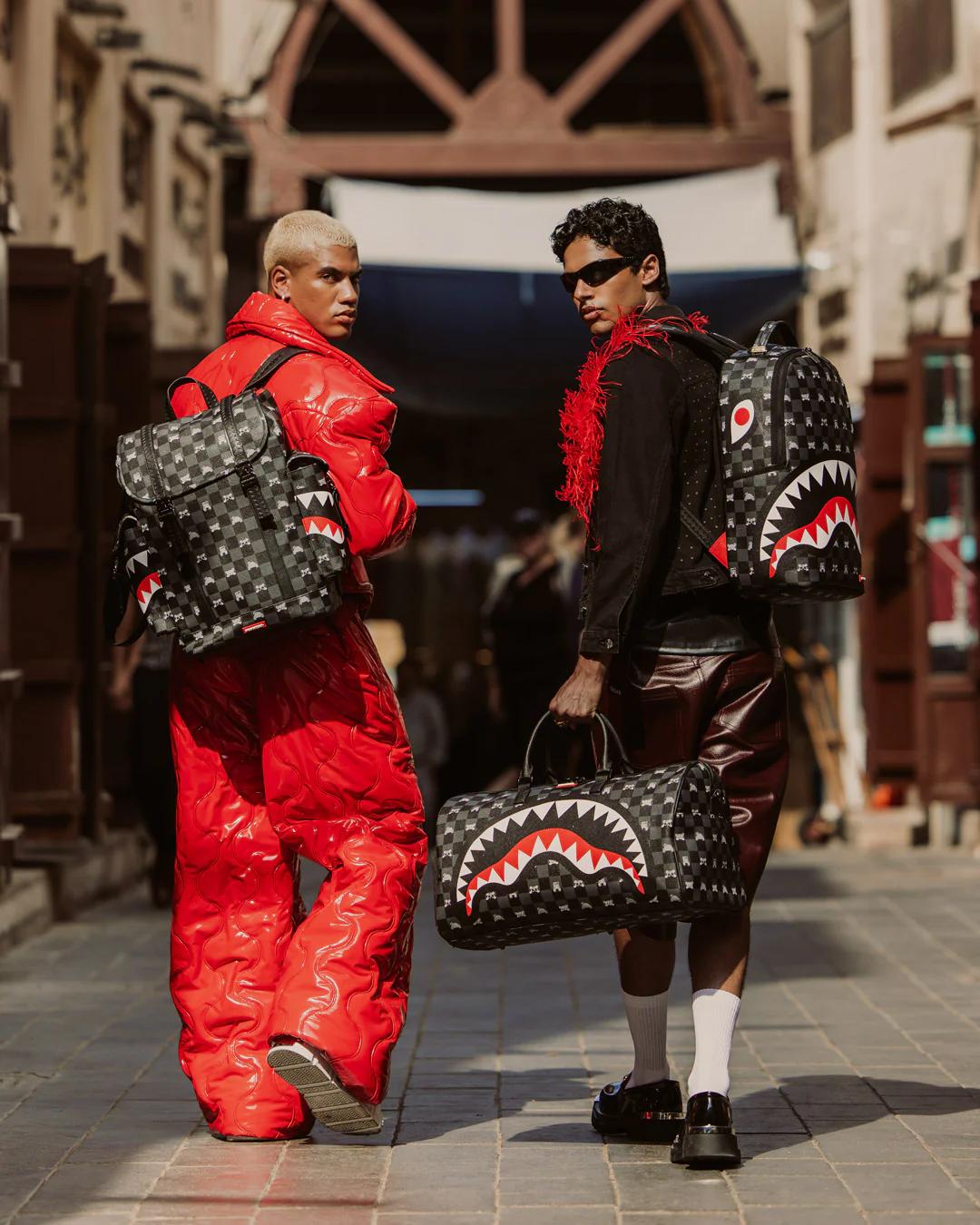 Sprayground SHARK MOB HIDEOUT DUFFLE