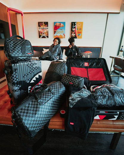 Sprayground HENNY BLACK SNACK PACK