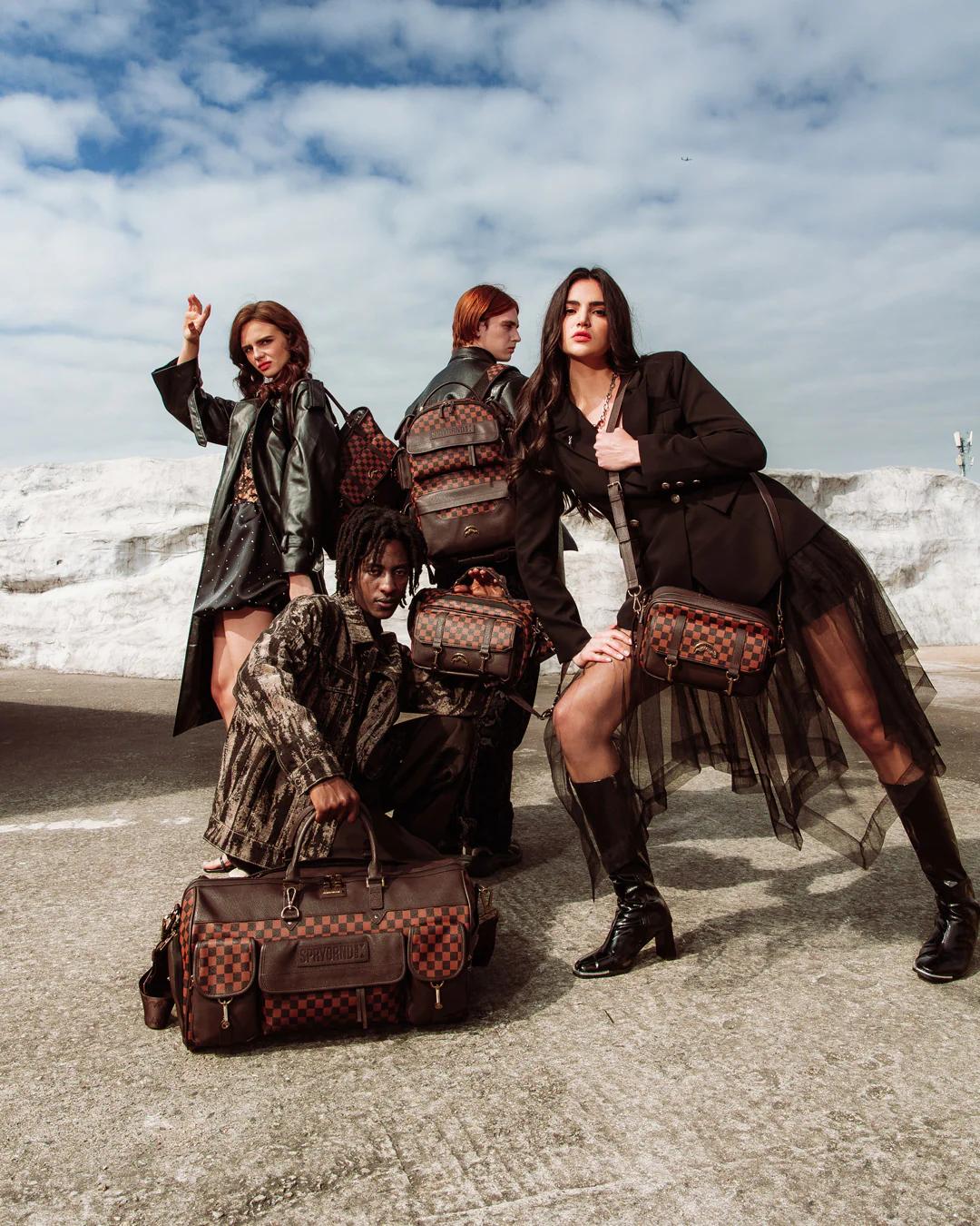 Sprayground SPECIAL OPS AIR CARGO TOILETRY BAG
