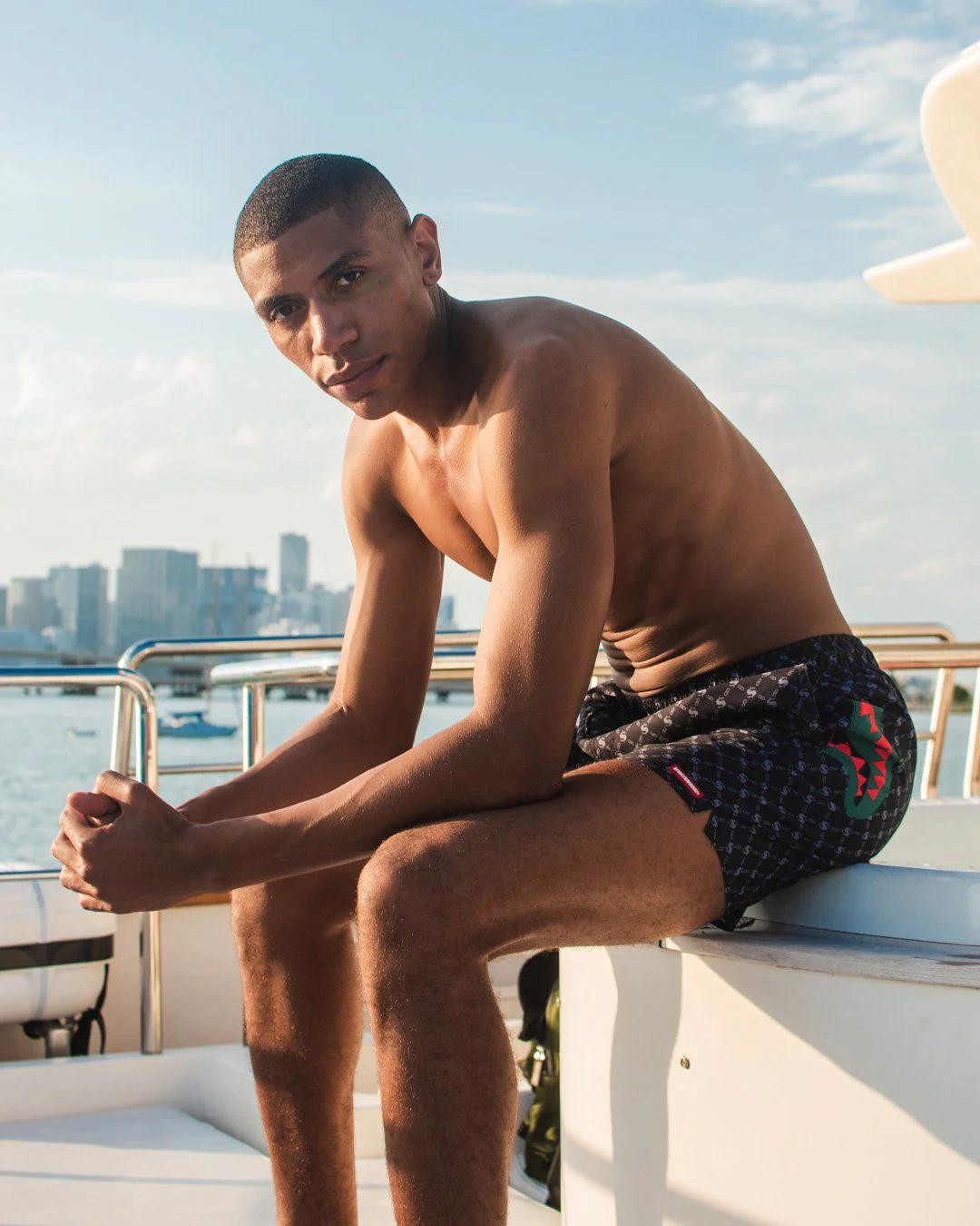 Sprayground MIDNIGHT MONEY PATTERN SHOTO SWIM TRUNKS