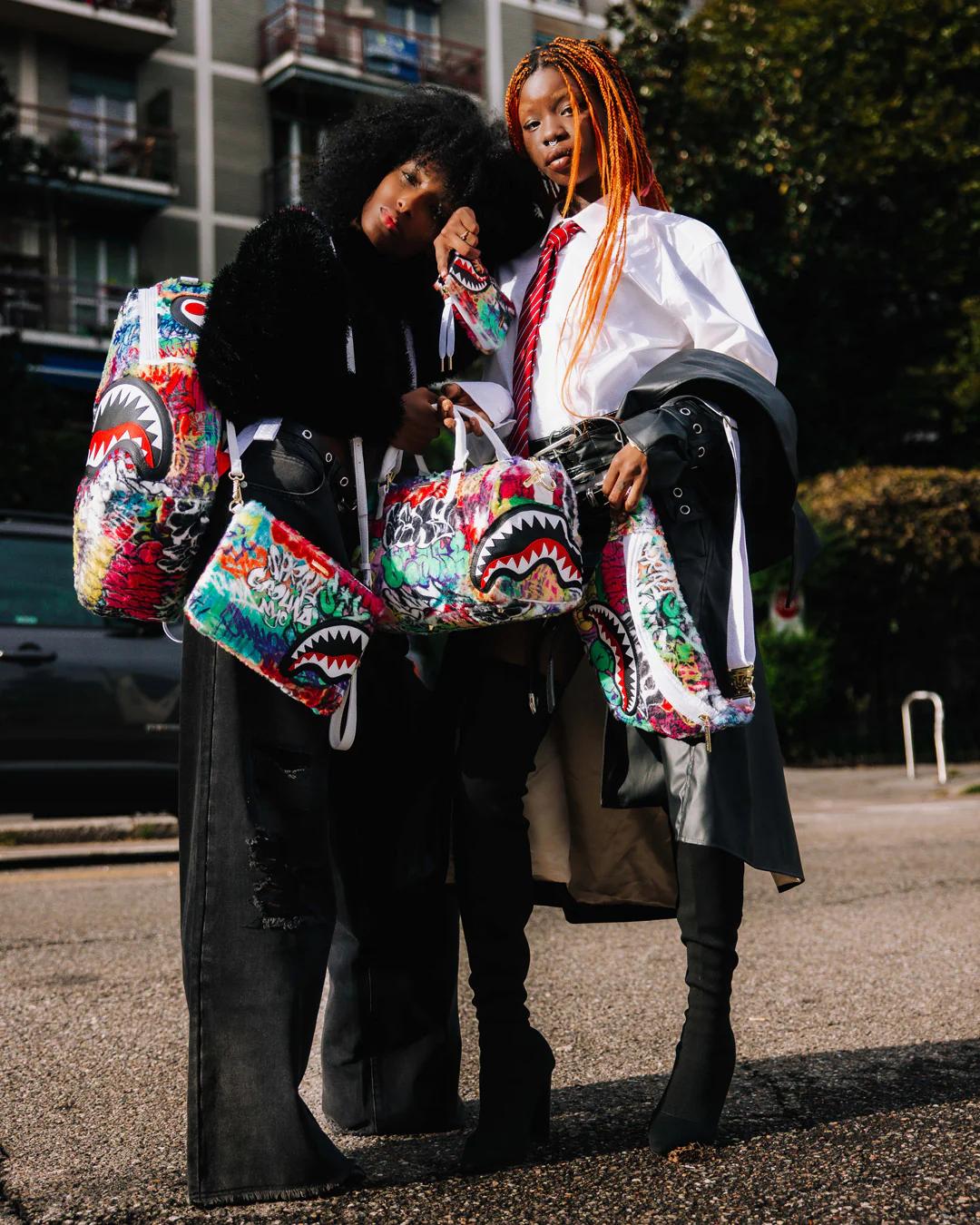 Sprayground LE MONDE DES GRAFFITIS MINI DUFFLE