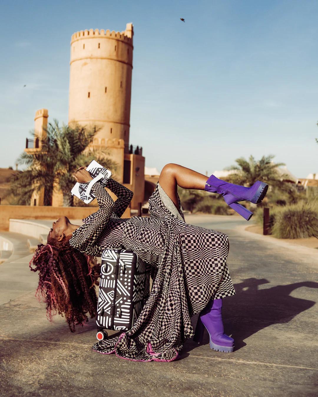 Sprayground A.I.8 AFRICAN INTELLIGENCE - ORIGIN STORY SHARKNAUTICS HARDSHELL CARRY