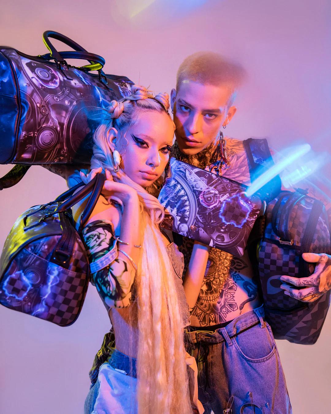 Sprayground THE UNDERCURRENT CROSS-OVER CLUTCH