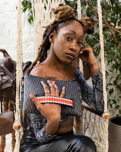 Sprayground SPRAYGATTI REVV CROSSOVER CLUTCH