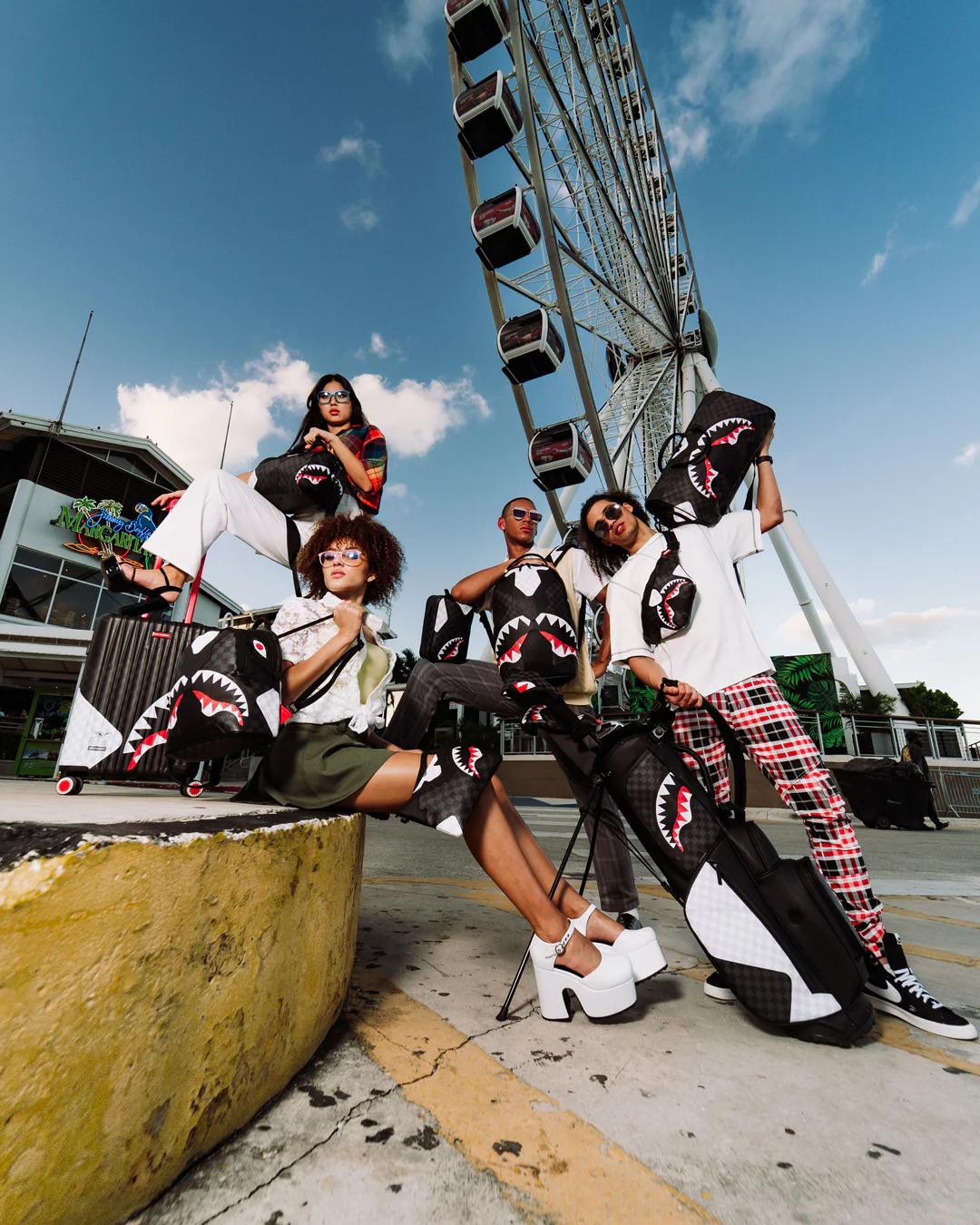 Sprayground TRIPLE DECKER HEIR TO THE THRONE DUFFLE