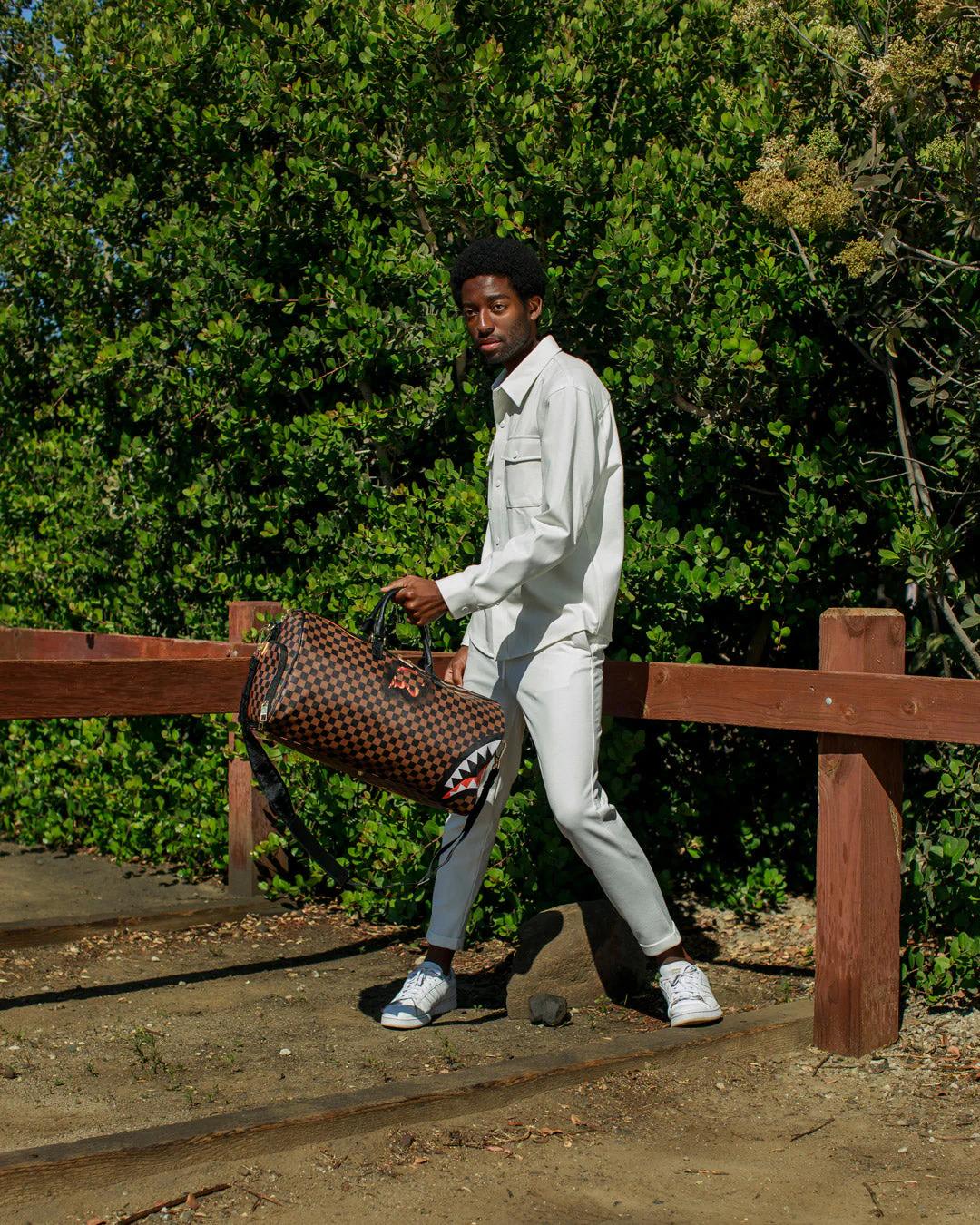 Sprayground SHARKS IN PARIS UNSTOPPABLE DUFFLE